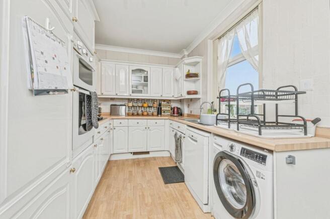 5 bed End of Terrace for sale Image 4