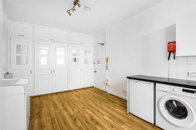 Studio Room