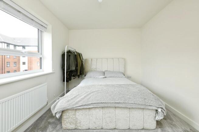 3 bed Semi-Detached for sale Image 6