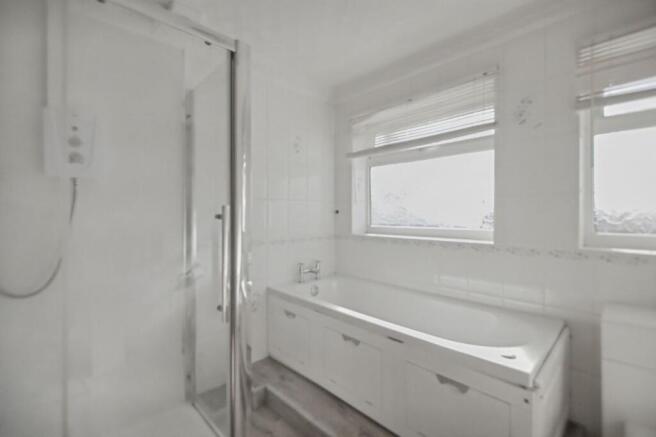 3 bed Bungalow for sale Image 10