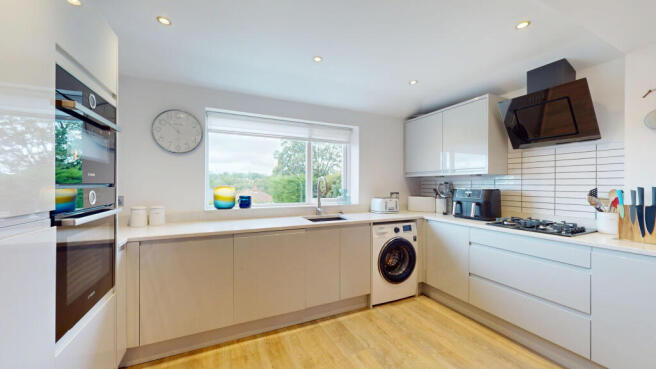 236-Tinshill-Road-08082026_185124