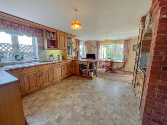 tlc_0a10a5bf-25c4-4bb2-a99f-b0f402b9dd9d_5f6ef9c.j