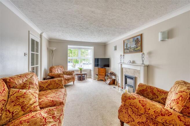 Tullis Close, Stafford, Staffordshire, ST16 photo 4