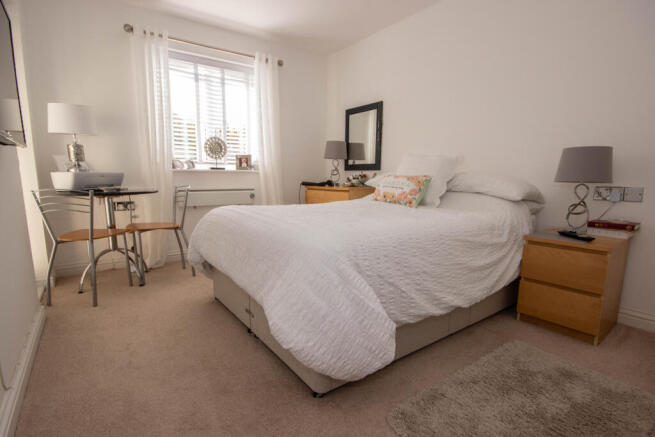 Medina View, East Cowes photo 4