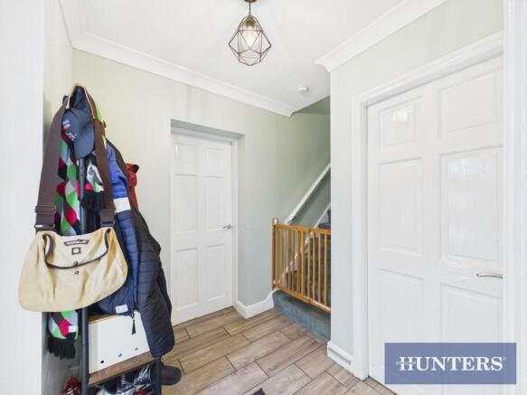 3 bed Semi-Detached for sale Image 9