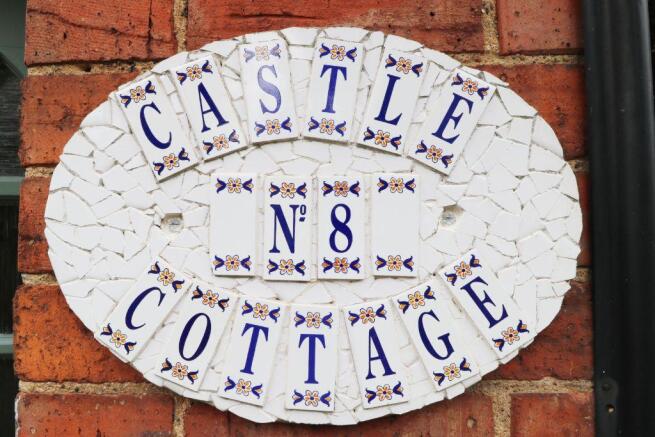 Castle Cottage