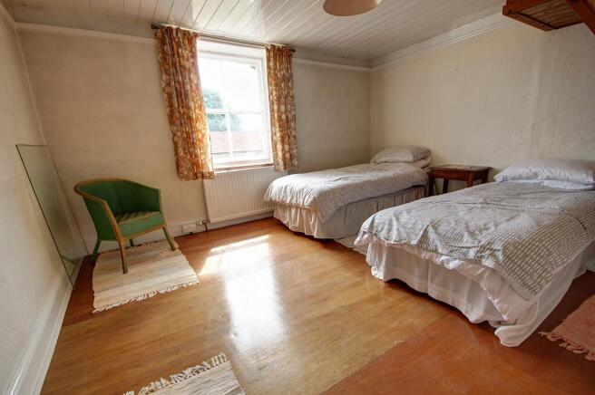 6 bed Terraced for sale Image 12