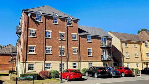 Telford Court, Old College Road, Newbury, RG14 1TF