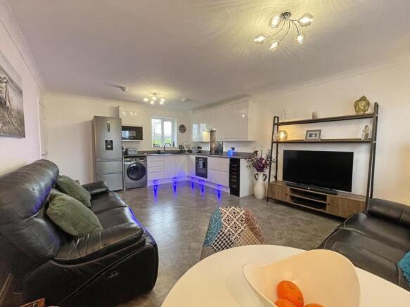 Ravenglass Close 20 - Living Room 1.jpg