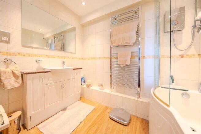 3 bed Detached for sale Image 10
