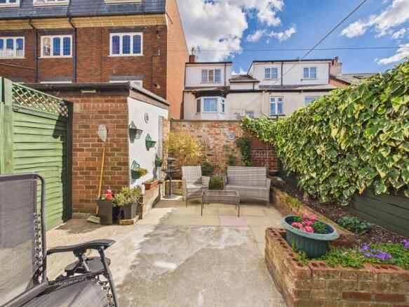 2 bed Link Detached House for sale Image 12