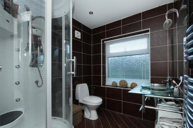 Ensuite