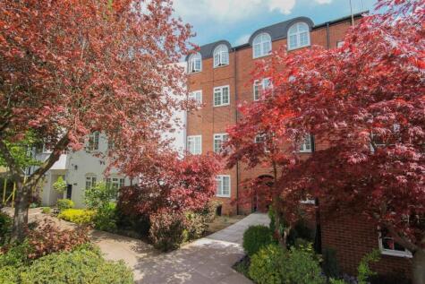 Tatton Court, King Street, Knutsford