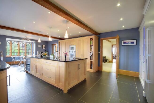 Kitchen / breakfast room