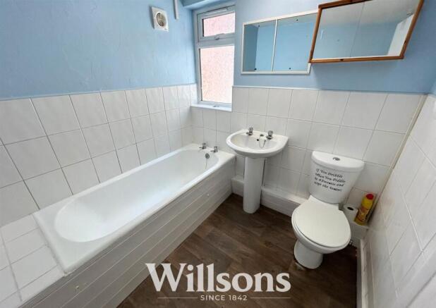 Bathroom.jpg
