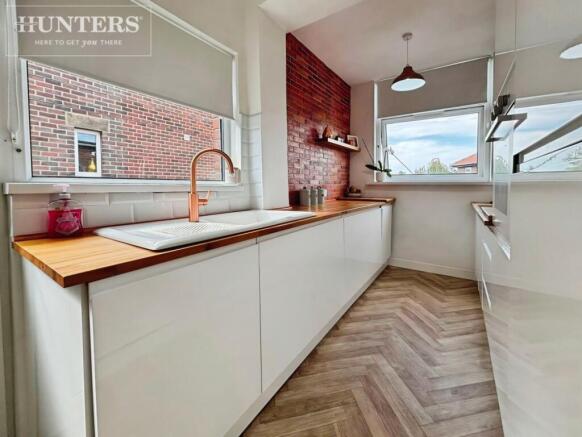 3 bed Semi-Detached for sale Image 5