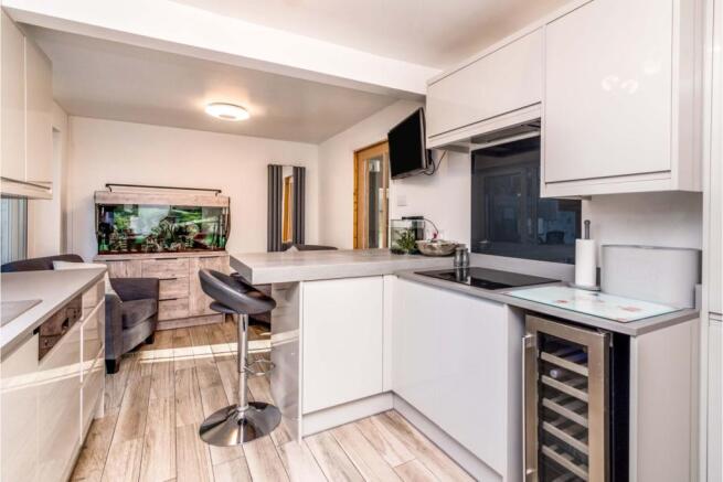 Kitchen/Breakfast