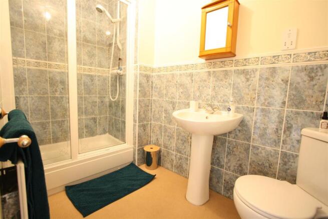 Master En-suite