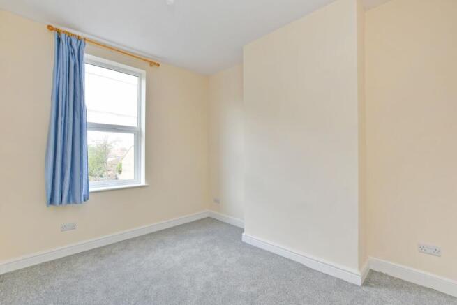 3 bed Terraced to rent Image 10