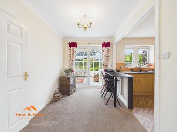 3 bed Semi-Detached for sale Image 8