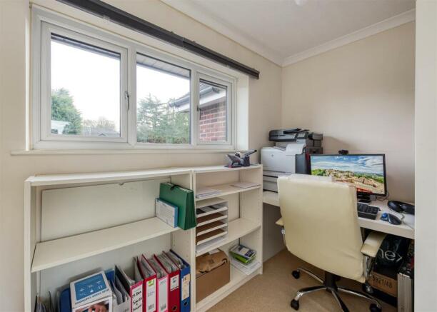 288b Penn Road-bed4.jpg