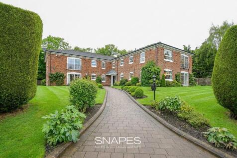 Hilton Road, Bramhall, SK7