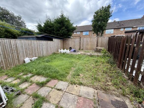 3 bed Terraced for sale Image 12