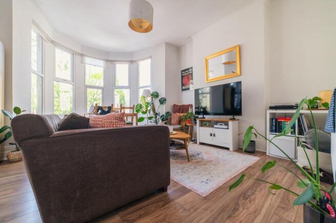 Call 02920 454555 to secure your viewing_4