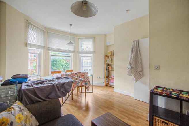 Flat B, 5 Minster Road, Cricklewood, London, NW2 3SD