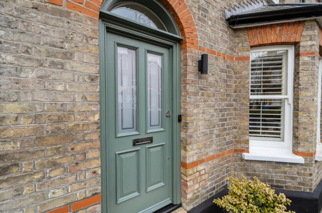 1403571-16-69779d...