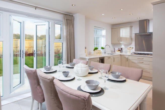 4 bed Detached for sale Image 2