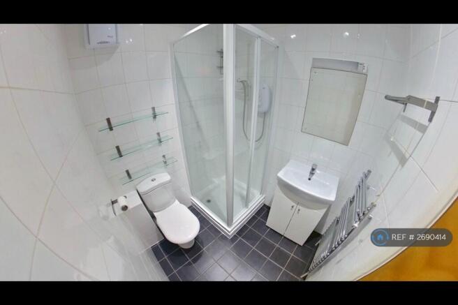 Shower Room - Side View (360)