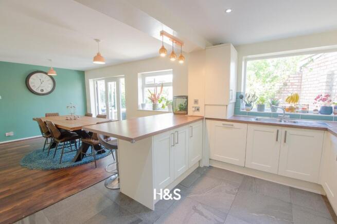 86 Barton Lodge Road - Kitchen3.jpg