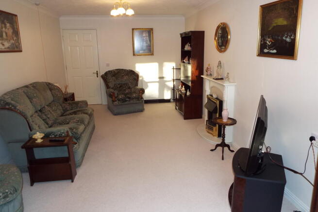 Photo 6