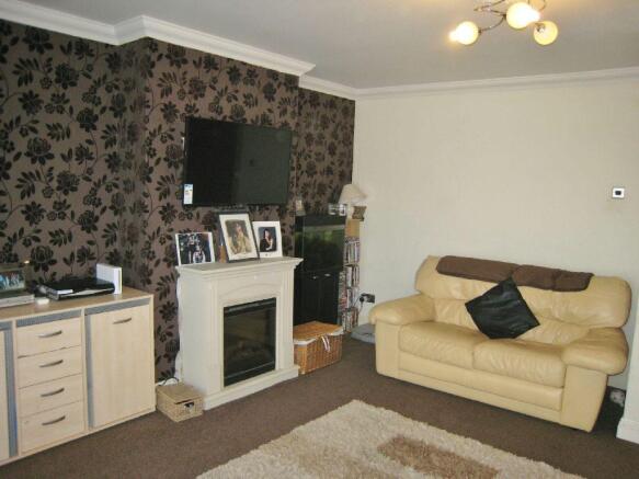 Lounge photo 2