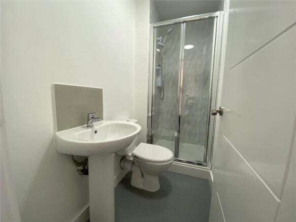 1 bed Apartment to rent Image 9