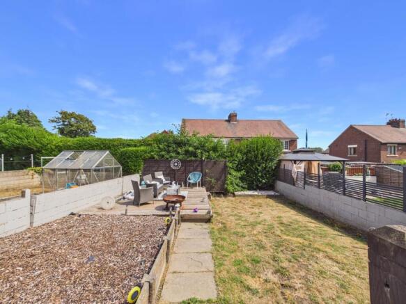 3 bed Semi-Detached for sale Image 7