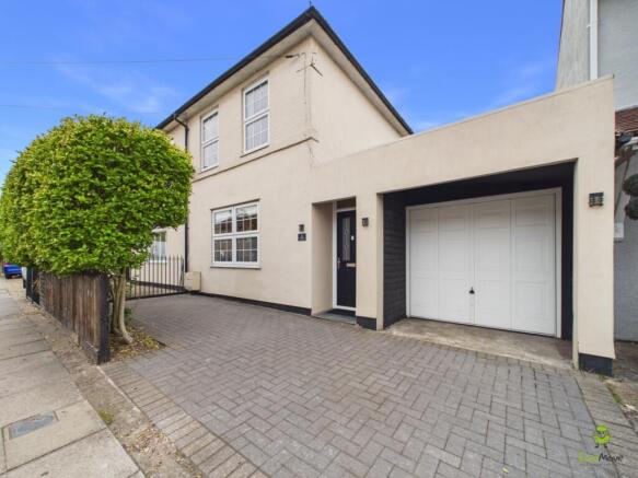 Presented by Clinton at EweMove Bexleyheath and Da