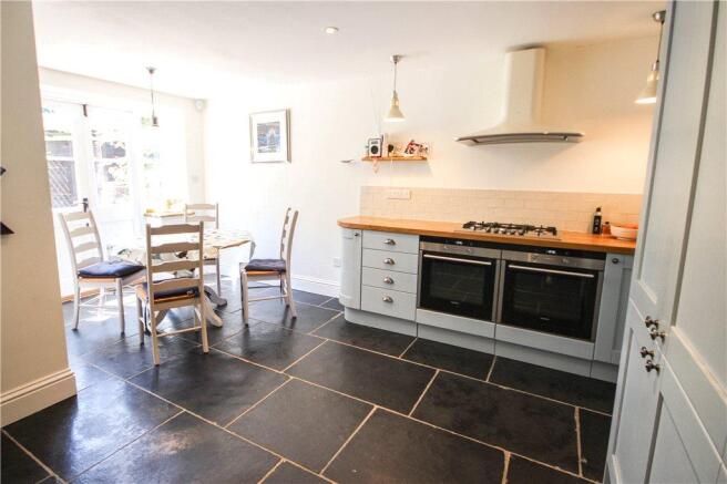 Kitchen/ Breakfast