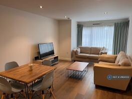 26, Macaulay Square, London SW4 0RR