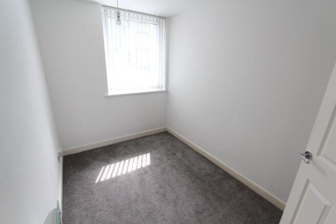 3 bed Not Specified to rent Image 4