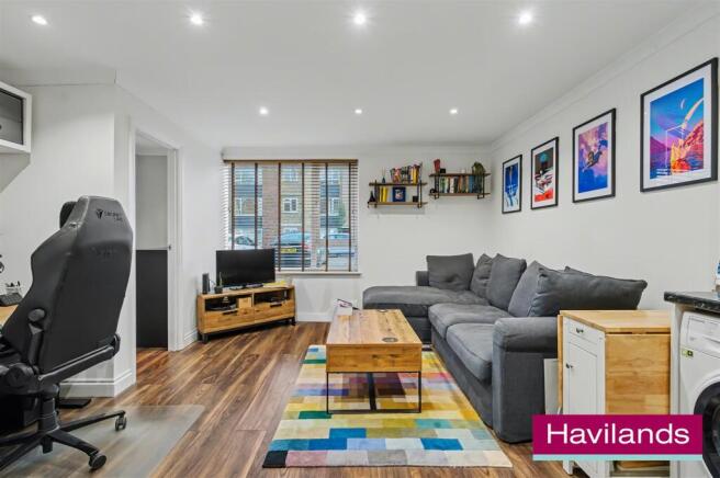 Park House N21 1QL-8.jpg