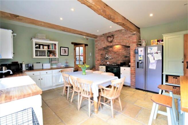 Kitchen/Breakfast Room