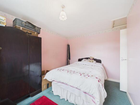 3 bed Terraced for sale Image 12
