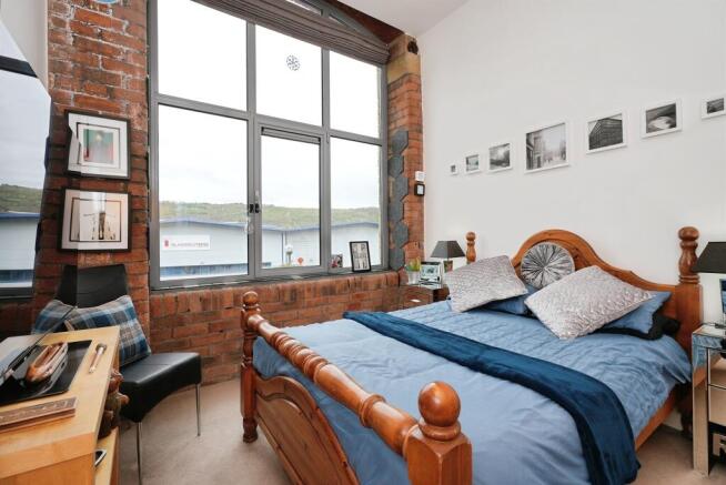 3 bed Apartment for sale Image 7