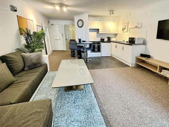 Living Room/Kitchen