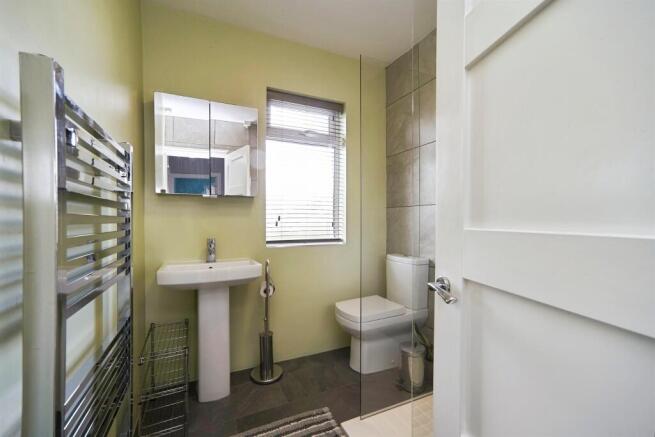 3 bed Semi-Detached for sale Image 12