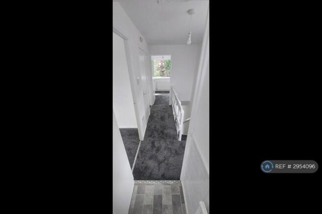 3 bed End of Terrace to rent Image 7