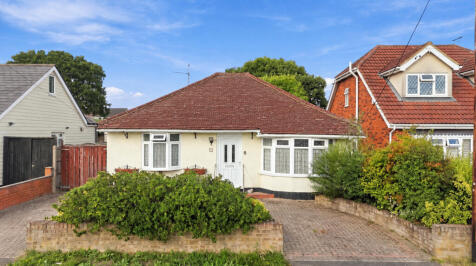 Mount Avenue, Hockley, SS5