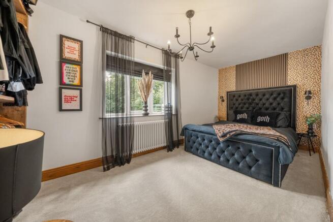 3 bed Detached for sale Image 10